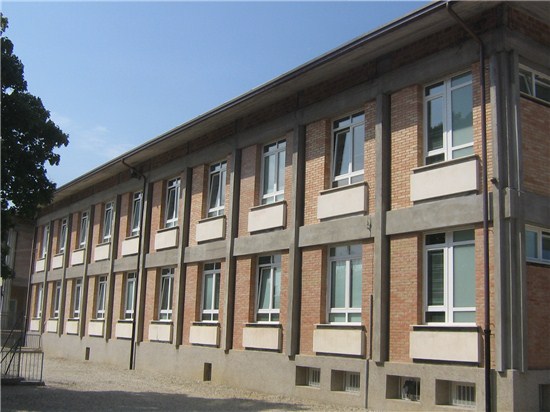 Ristrutturazione della scuola elementare “O. Battistella” di Nervesa della Battaglia (provincia di Treviso)