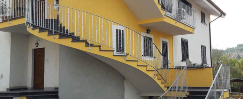 Ringhiere in ferro battuto con trattamento di zincatura a caldo